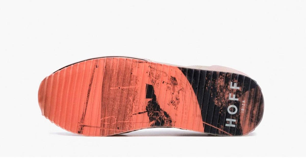 Suela de las zapatillas de Sara Carbonero