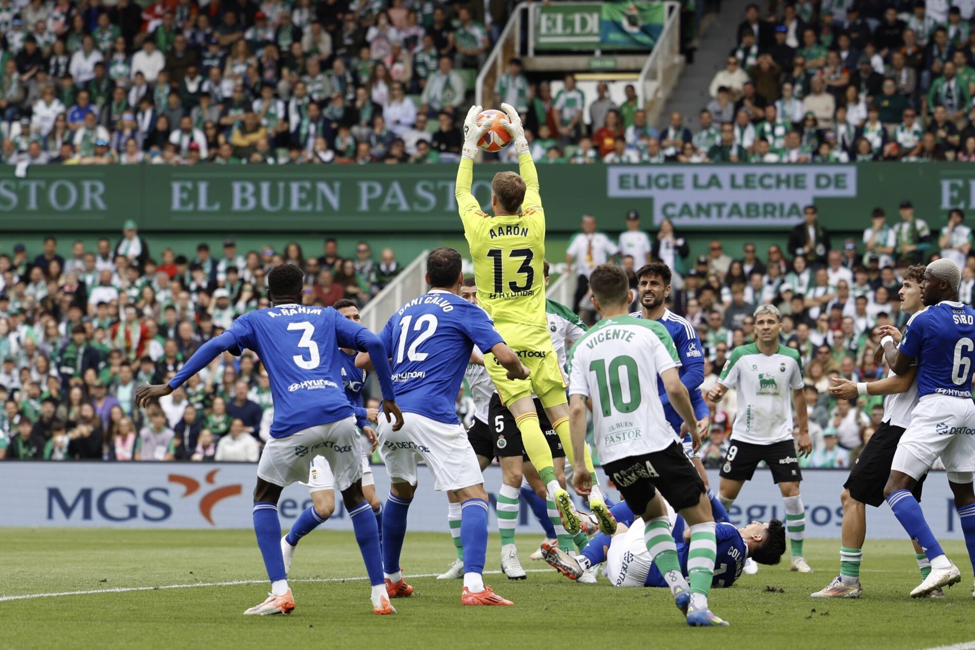 Así fue el partido entre el Real Oviedo y el Racing de Santander