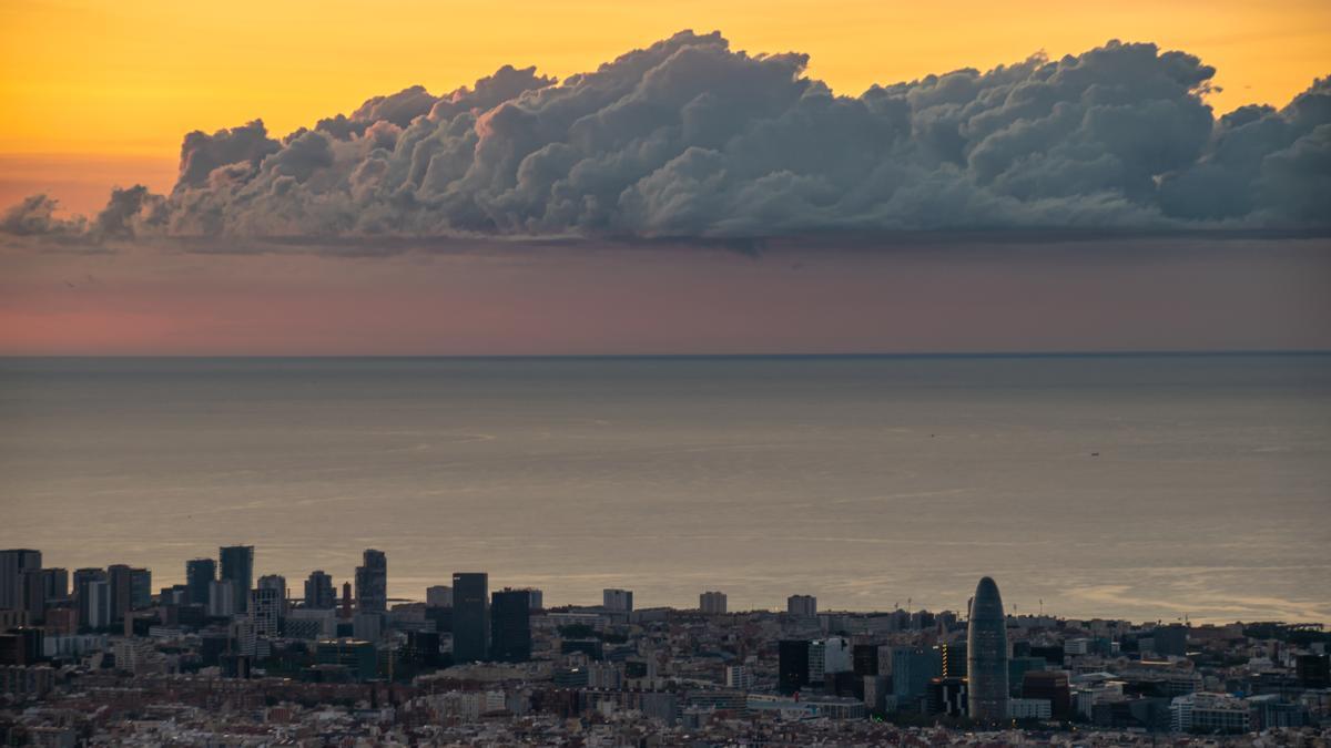 Convergencia mar adentro, frente a Barcelona, el 29 de agosto del 2023.