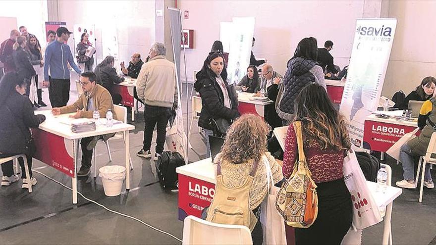 Un foro sobre empleo reúne en Cabanes a 700 participantes