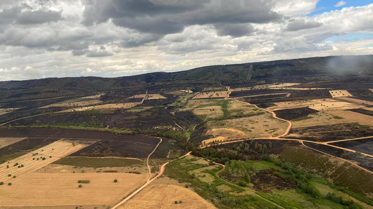 Vista aérea del incendio