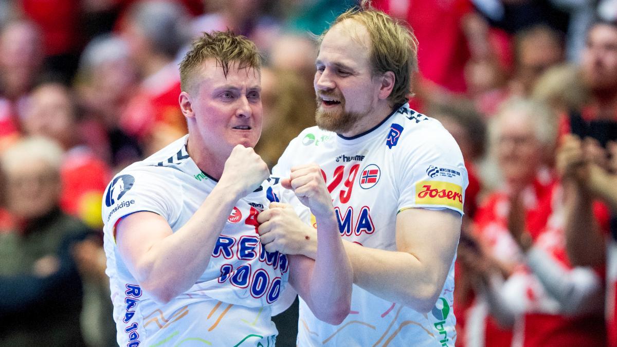 El inédito Fredriksen felicita a un inmenso August Pedersen