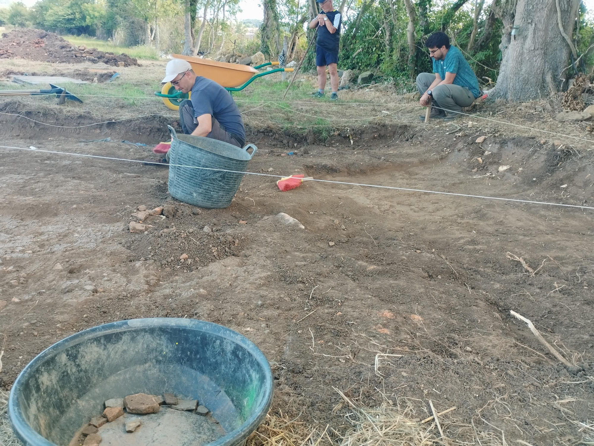 Así ha sido la primera jornada de excavación en Lucus Asturum este 2023