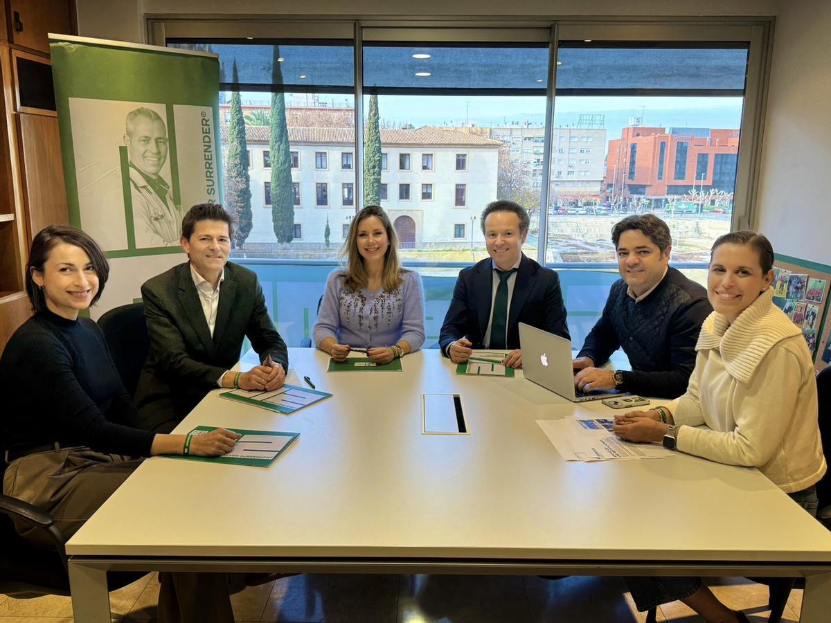 Nueva junta directiva de la Fundación Never Surrender.