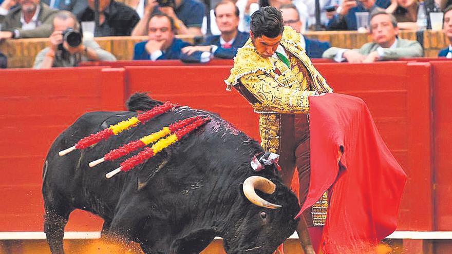 El encierro de Alcurrucén sentencia una función plúmbea