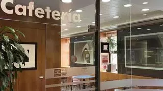 La cafetería de las Cortes recupera el servicio