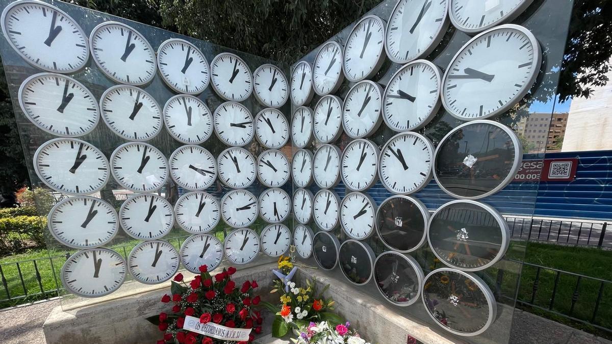 Monumento de homenaje a las víctimas del accidente del Metro en València