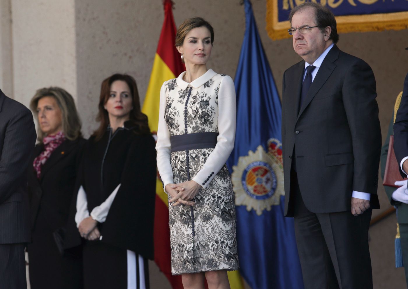 Doña Letizia junto a personalidades en Ávila