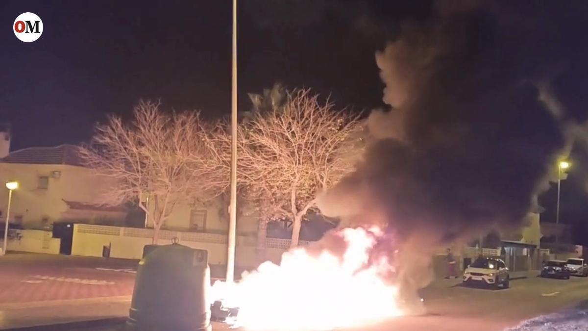 Así fue la noche de fuego en El Algar en Cartagena