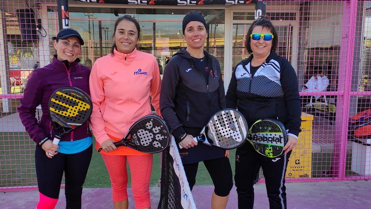 La última plaza de clasificación de 2ª Femenina de la repesca se la llevó el M1 Pádel tras ganar por 2-1 al Oxygen Cableworld Elda 1.