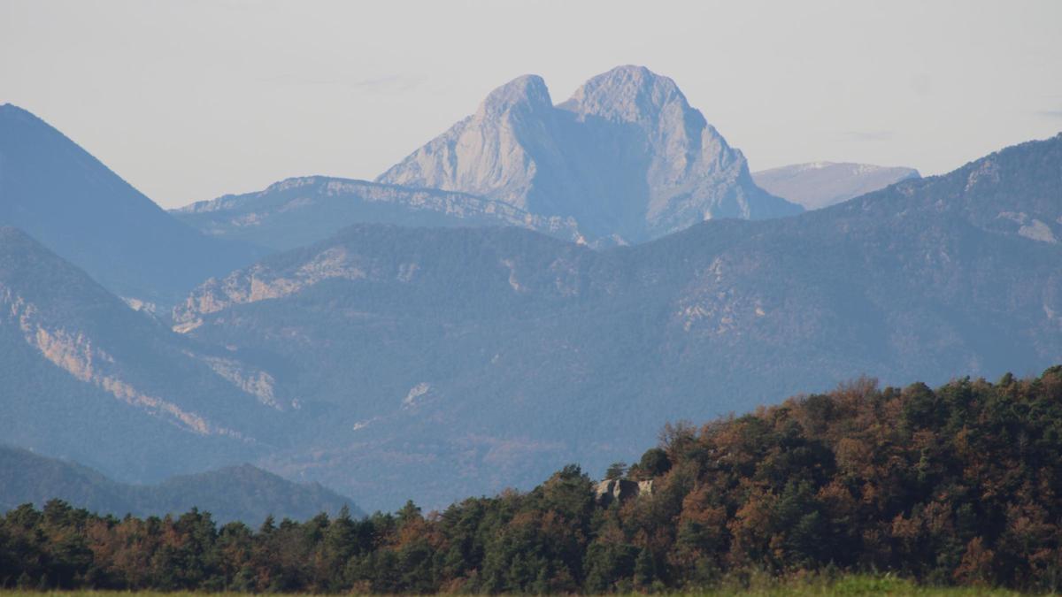 El Pedraforca, des del Lluçanès.