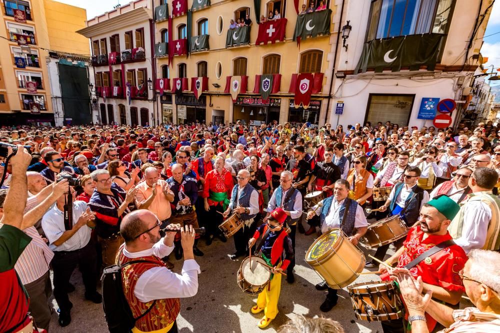 Callosa arranca las fiestas de Moros y Cristianos.