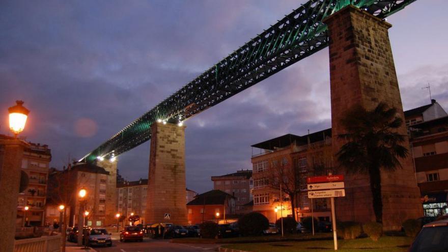 El viaducto de Redondela, cuya iluminación será mejorada.   | // A.P.