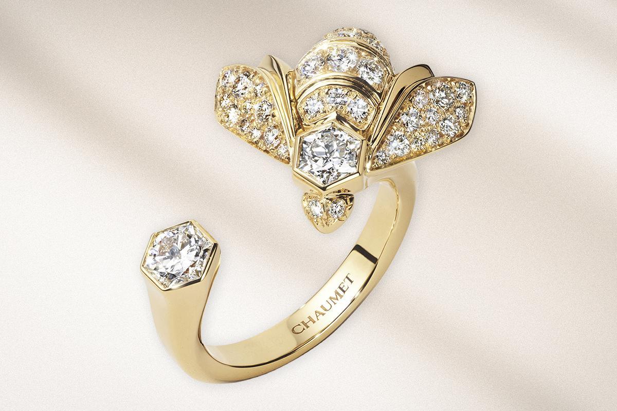 Anillo en oro amarillo y pavé de Chaumet