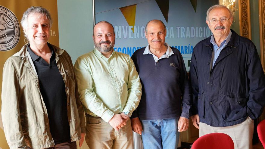 Desde la izq. Lourenzo Fernández, Manuel Gago, Luis Domínguez y Ramón Villares. | A. Irago