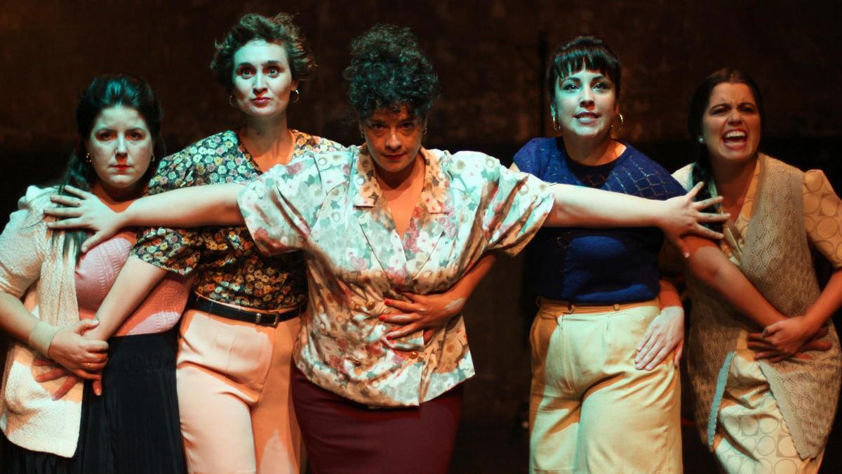 ‘Los hijos de cualquiera’ se representa esta noche en el Teatro de las Esquinas.