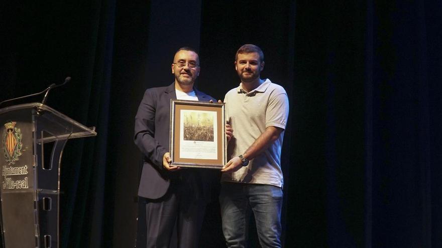 Lluïsos celebra su revista hablada ‘Camino’ y Benlloch ensalza su implicación con Vila-real