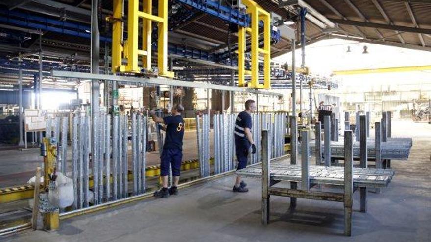 Cada treballador català ha dedicat 412,5 hores a la feina durant el primer trimestre