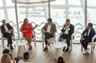 El desafío de las ciudades sostenibles: Expertos en urbanismo debaten sobre el futuro de los espacios urbanos en "Alicante Real Estate"
