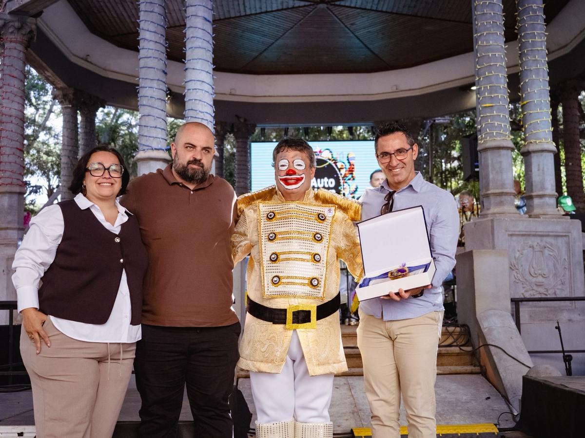 La Ni Fú-Ni Fá concede su Payasito de Oro a EduCarnaval