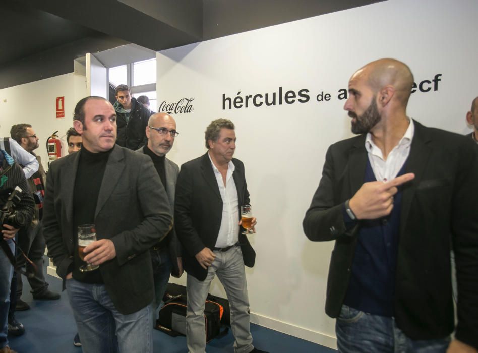 Dirigentes, técnicos y capitanes del Hércules despiden el año con una comida en el Rico Pérez