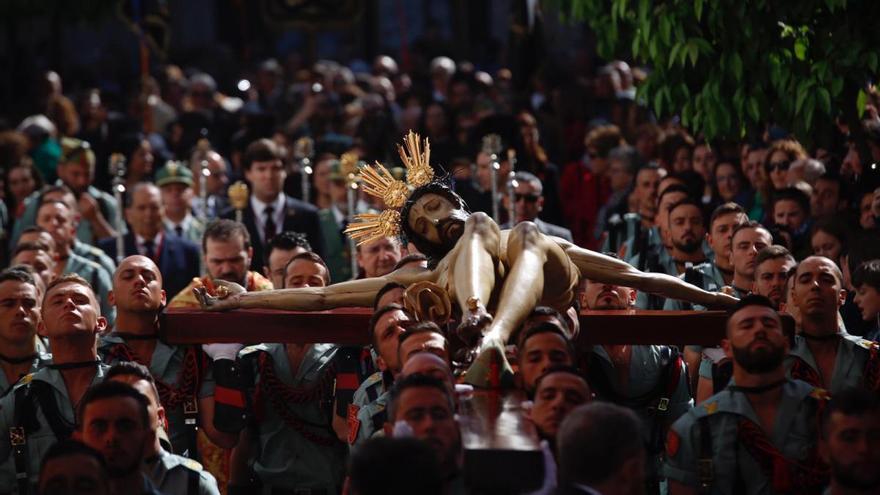 Descendimiento y Sepulcro ponen la esperanza del Viernes Santo