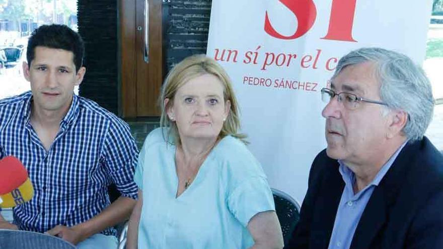 Rominguera junto a Fernández y Aguado.