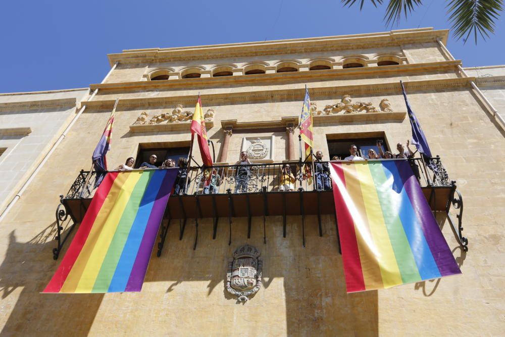 Elche se suma al día LGTBI