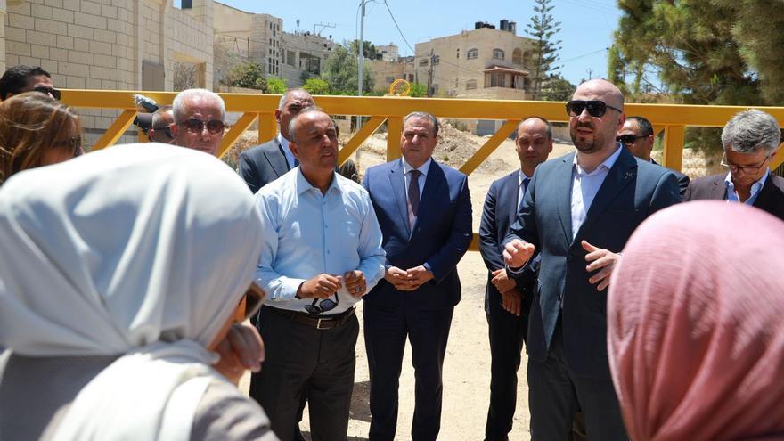 El momento en que las fuerzas israelíes abren fuego contra diplomáticos en Cisjordania, incluyendo un español