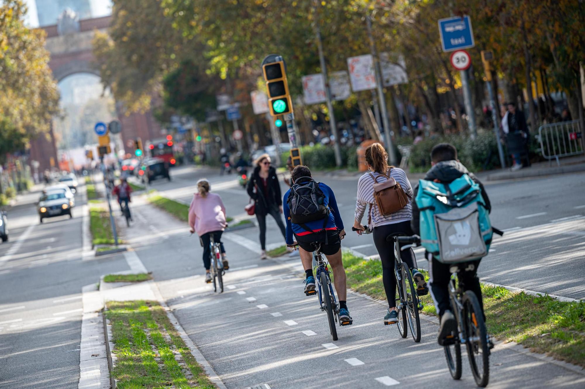Bicicletas gratuitas para empleados: 40 empresas del área metropolitana impulsan los desplazamientos sostenibles al trabajo