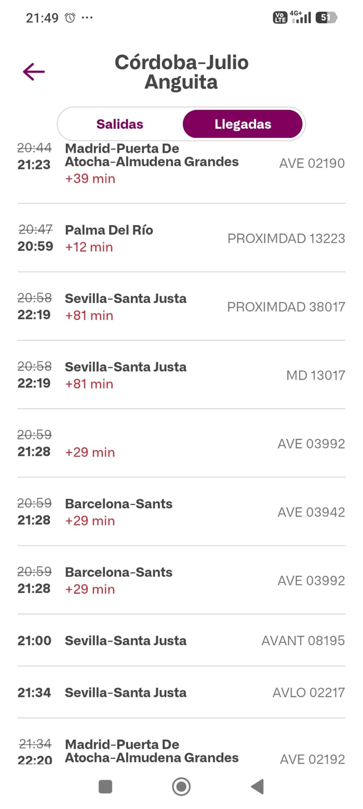 Retrasos en Córdoba Central, en actualización de la app de Renfe, poco después de las 21.45 horas.