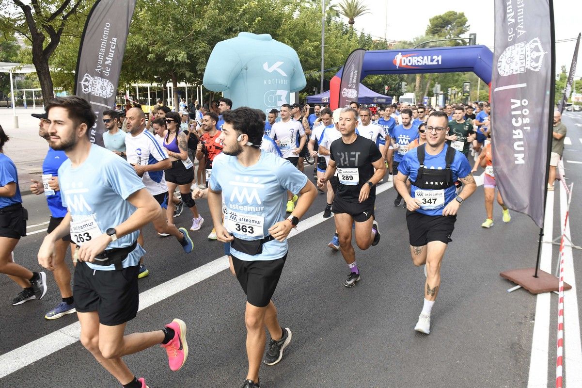 La carrera y marcha Solidaria Asteamur, en imágenes