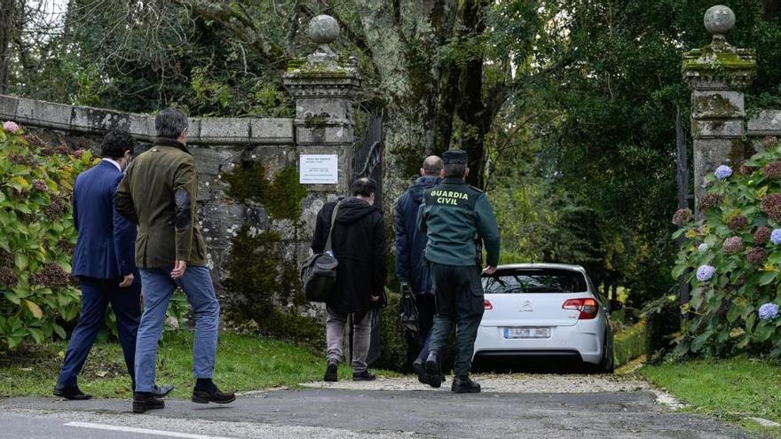 Los Franco piden posponer la entrega del pazo