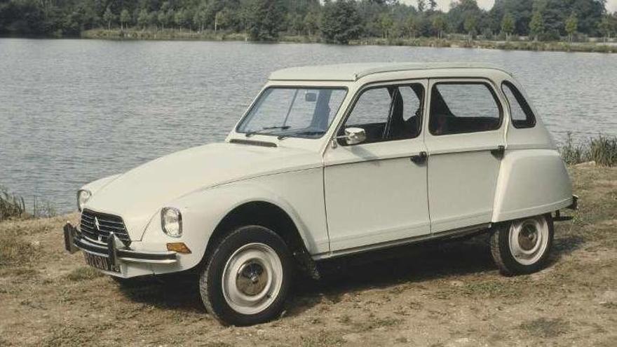 Un modelo del Citroën Dyane. // FdV