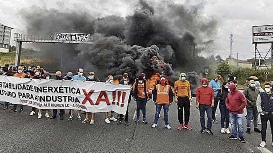 El Ministerio de Industria convocará "pronto" una nueva mesa sobre Alu Ibérica con Alcoa y Parter