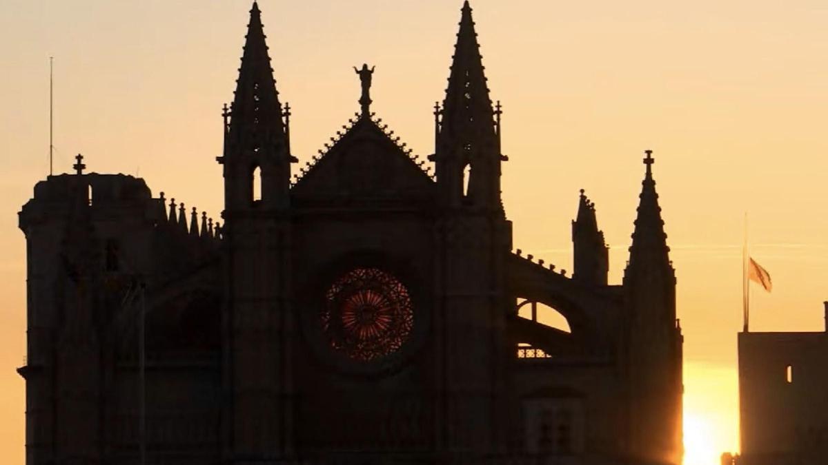 Efecto lumínico del solsticio de invierno en la Catedral de Mallorca