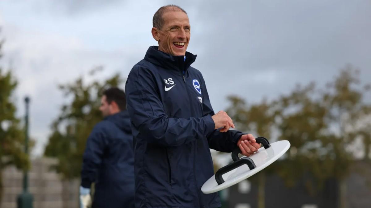 Ricard Segarra, entrenador de porteros del Brighton de Roberto de Zerbi