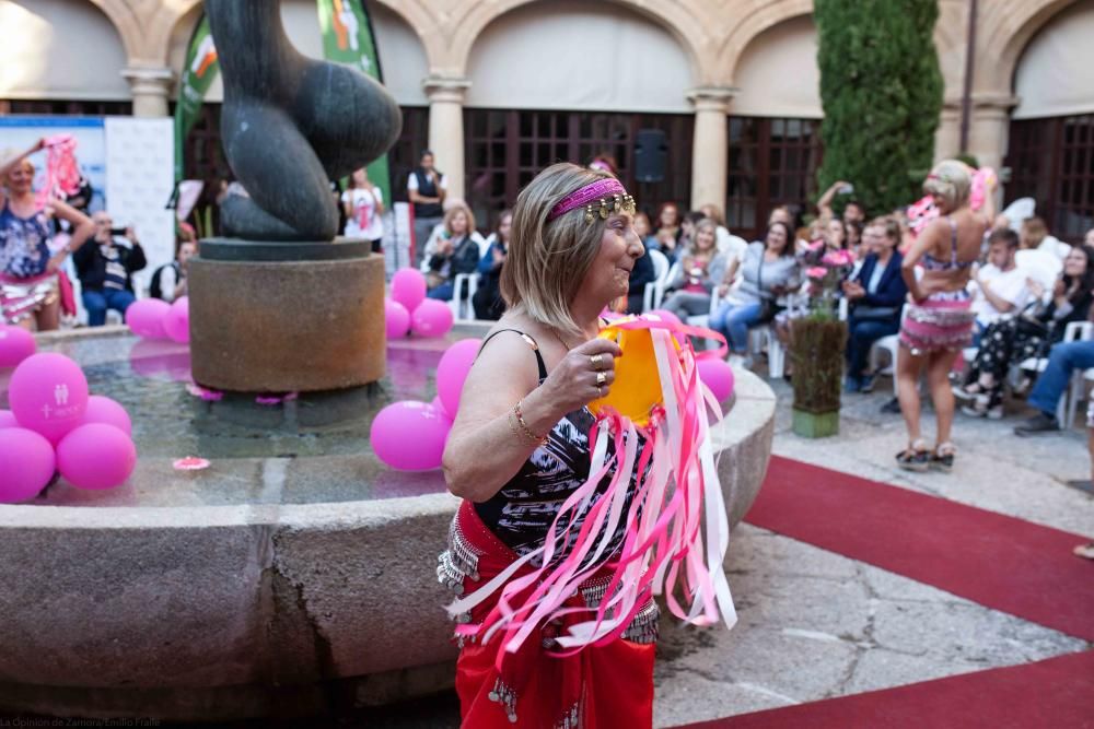 Desfile de lencería AECC