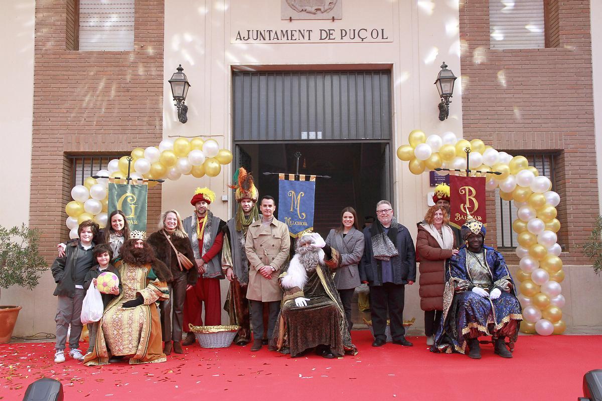 Cabalgata Reyes Magos en Puçol.