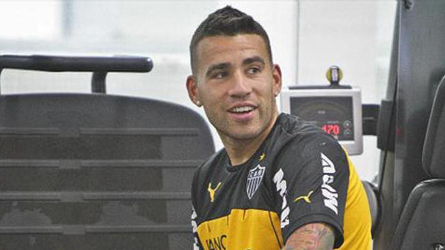 Otamendi quiere seguir en el Atlético Mineiro