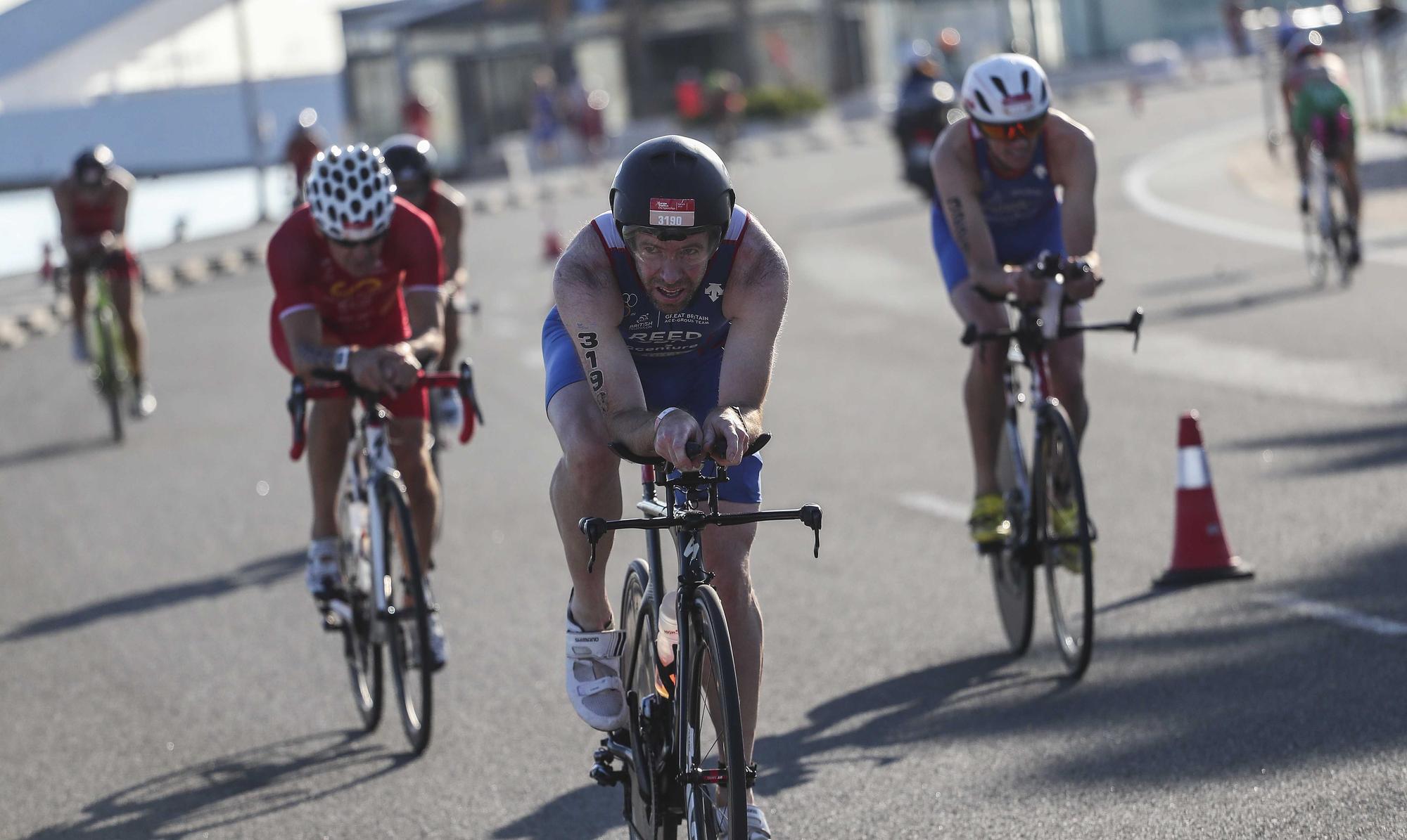 Búscate en las imágenes del Triatlón Olímpico del campeonato de Europa