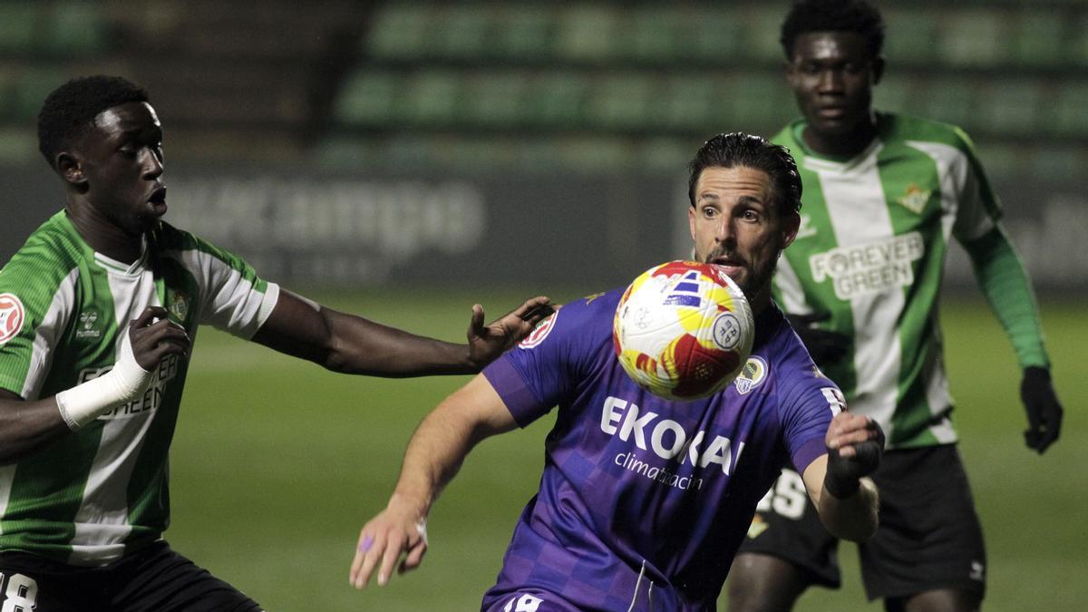 Crónica de Pedro Rojas del Betis B-Hércules de la jornada 29 en Primera RFEF jugado en Sevilla