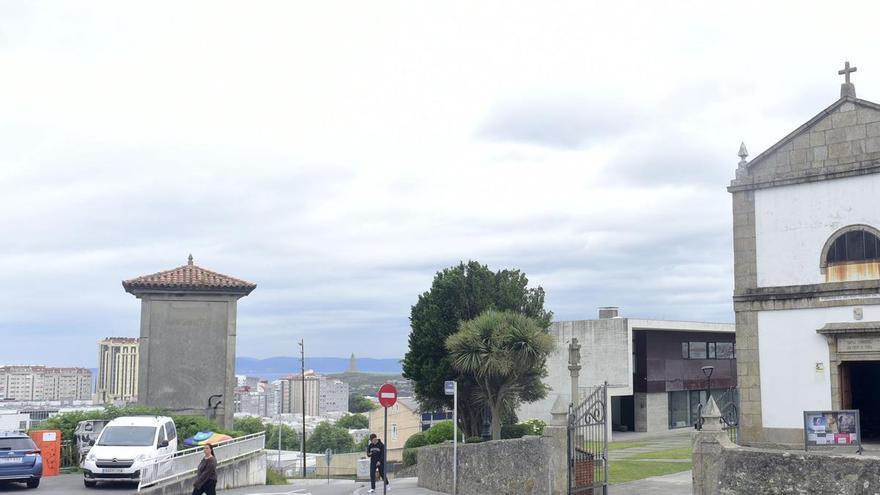 La paradoja de San Pedro de Visma, un oasis residencial que sobrevive sin servicios: "Hay que coger coche para todo"