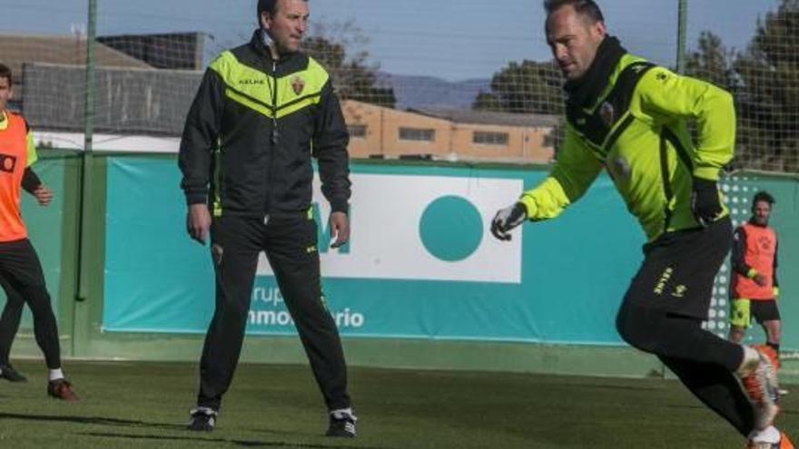 Josico y Nino, durante el entrenamiento en el campo anexo.