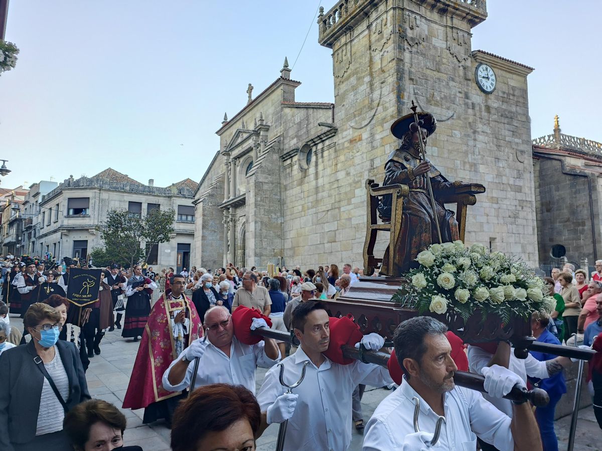 La procesión, en Cangas.