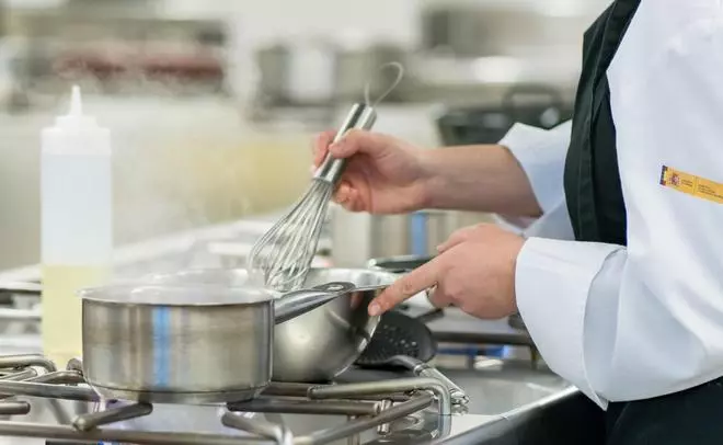 Sabor, saúde e mar: o peixe galego toma o mercado municipal de Carballo