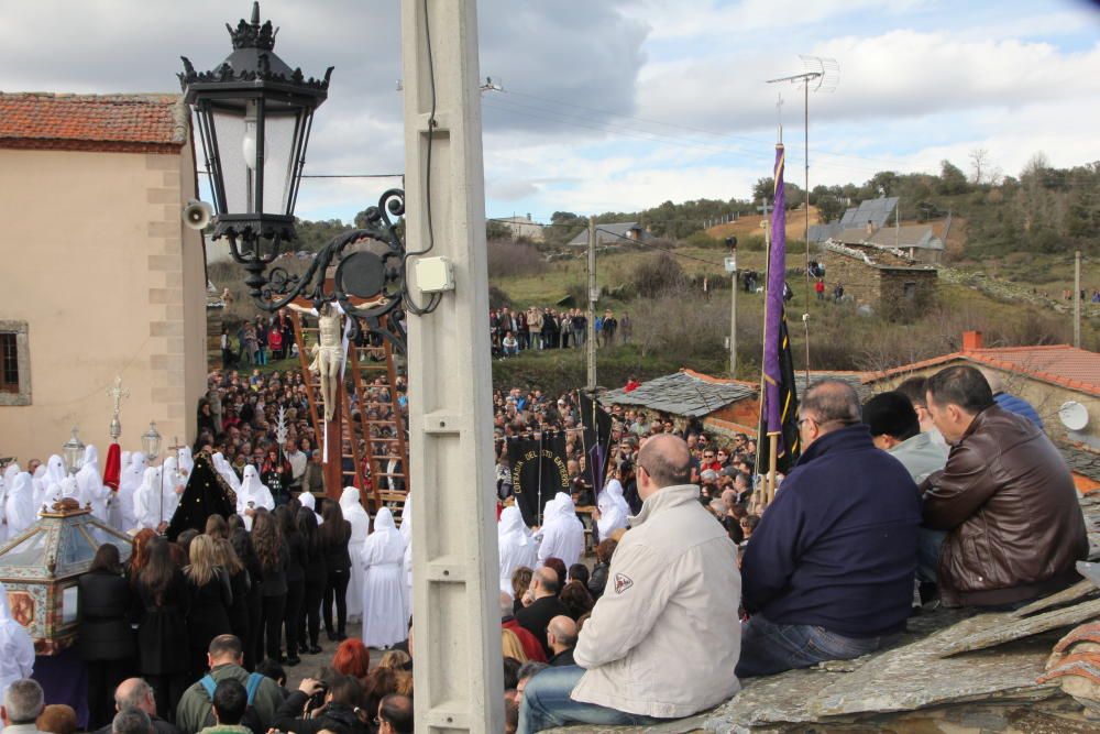 Procesión del Viernes Santo en Bercianos de Aliste