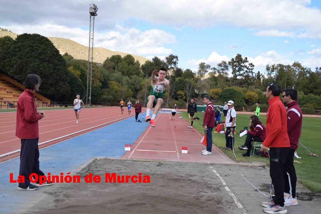 Regional absoluto y sub-23 de atletismo en Lorca