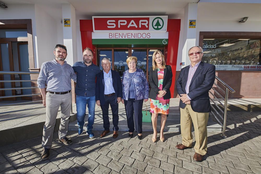 Apertura de un supermercado SPAR en Artenara