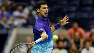 Còmode triomf de Djokovic i Zverev fulmina Ramos